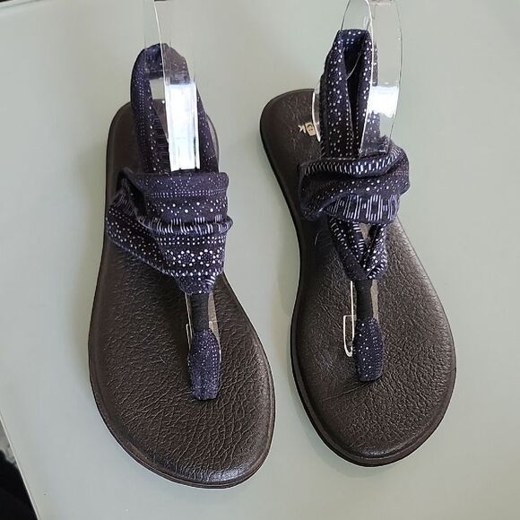 Sanuk Sandals - Picture 1 of 5
